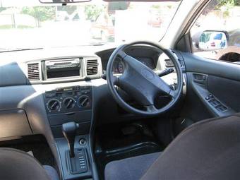 2005 Toyota Corolla Photos