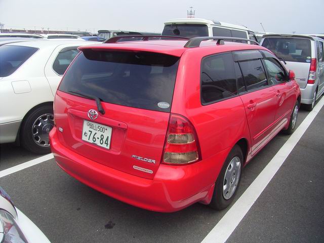 Toyota corolla fielder 2000