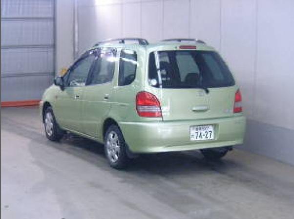 1999 Toyota Corolla Spacio Pics