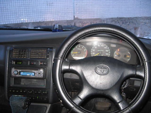 1995 Toyota Corona