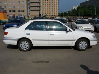 2000 Toyota Corona Pictures