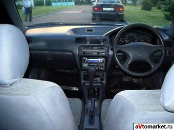 1996 Toyota Corsa Pictures