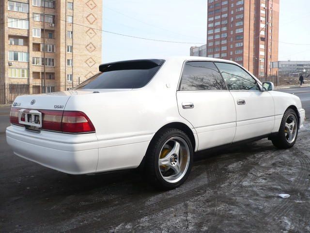 1997 Toyota Crown