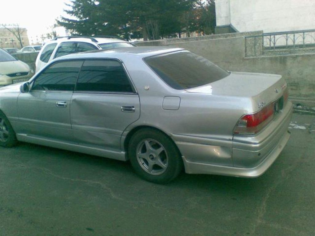 1998 Toyota Crown