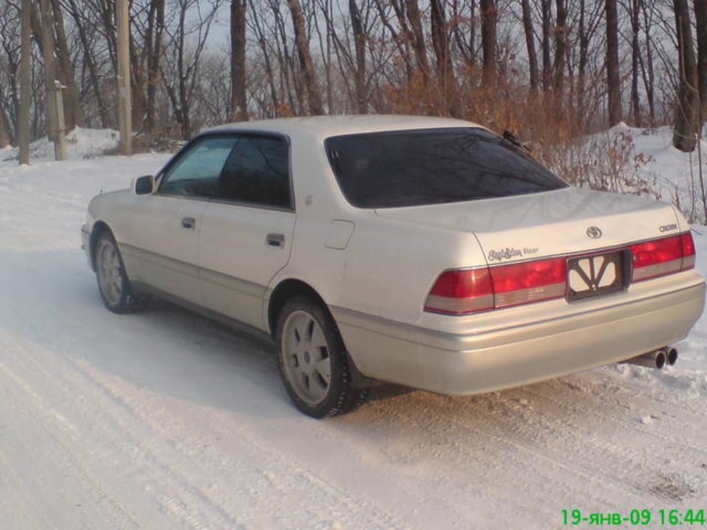 1999 Toyota Crown