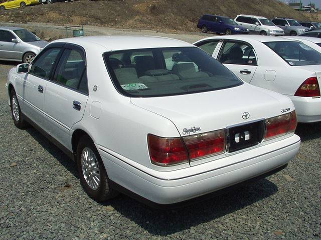 2000 Toyota Crown