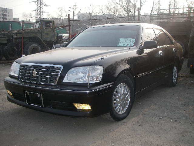 2000 Toyota Crown