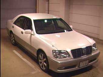 2000 Toyota Crown