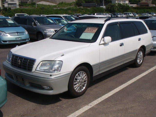 2000 Toyota Crown