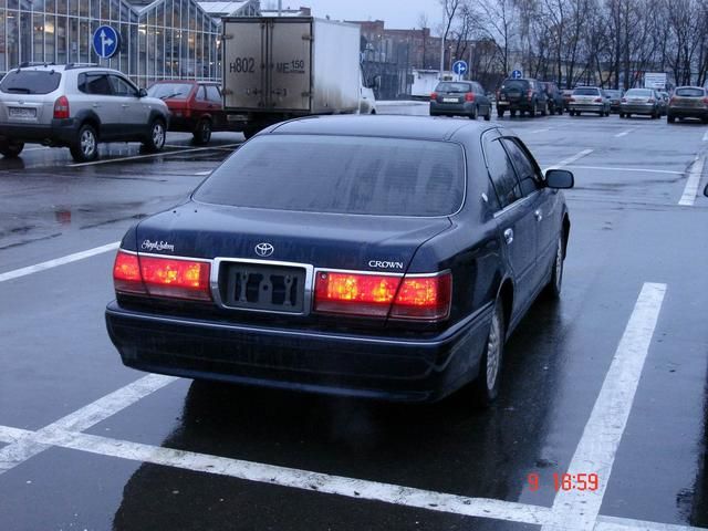 2002 Toyota Crown