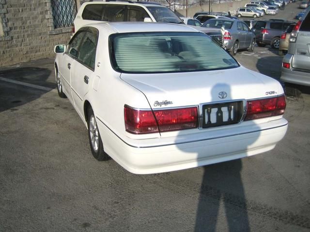 2002 Toyota Crown