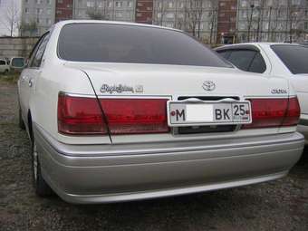 2003 Toyota Crown Pics