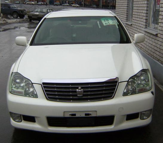2004 Toyota Crown
