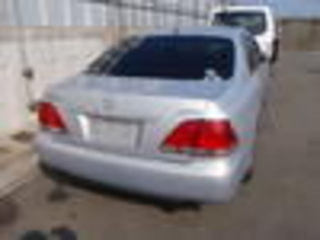 2004 Toyota Crown