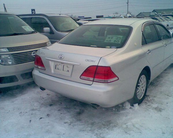 2004 Toyota Crown