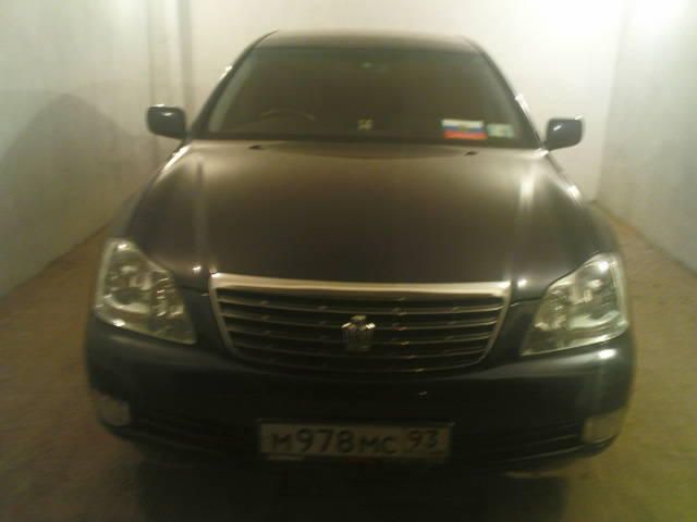 2004 Toyota Crown