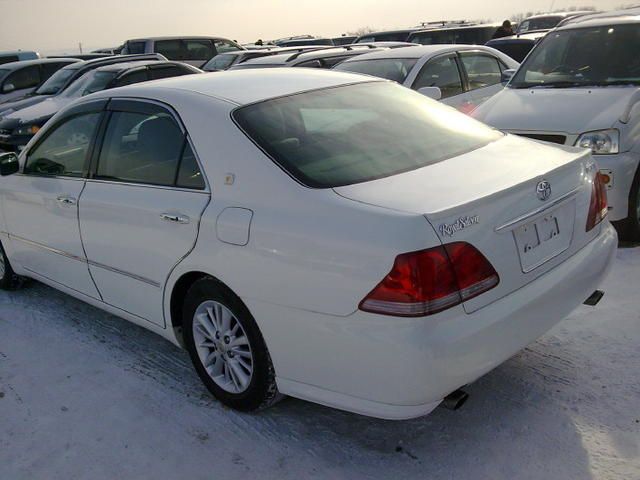 2004 Toyota Crown