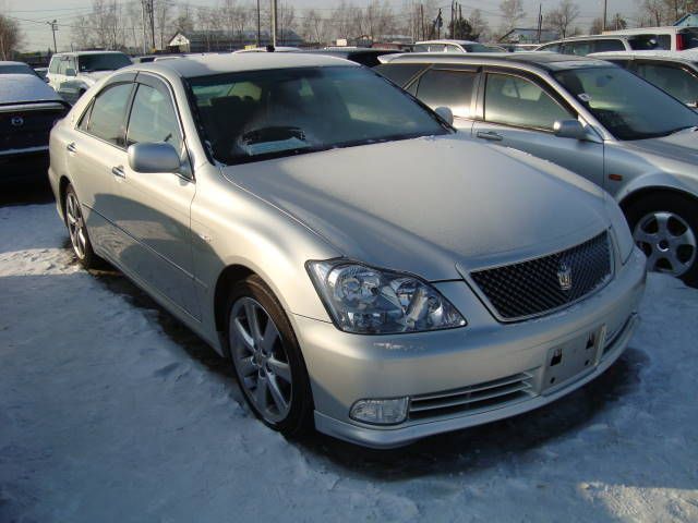 2004 Toyota Crown