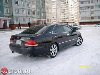 2004 Toyota Crown For Sale