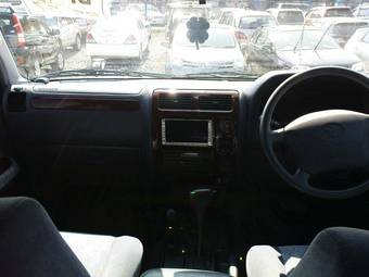 2006 Toyota Crown Pictures