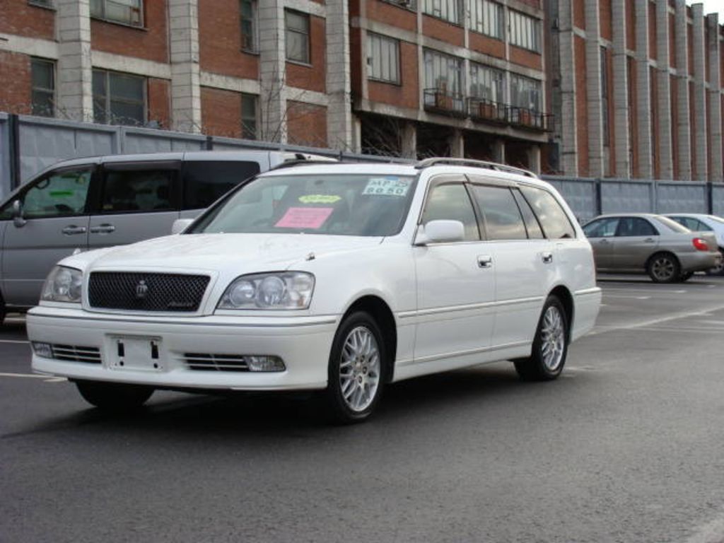 2002 Toyota Crown Estate