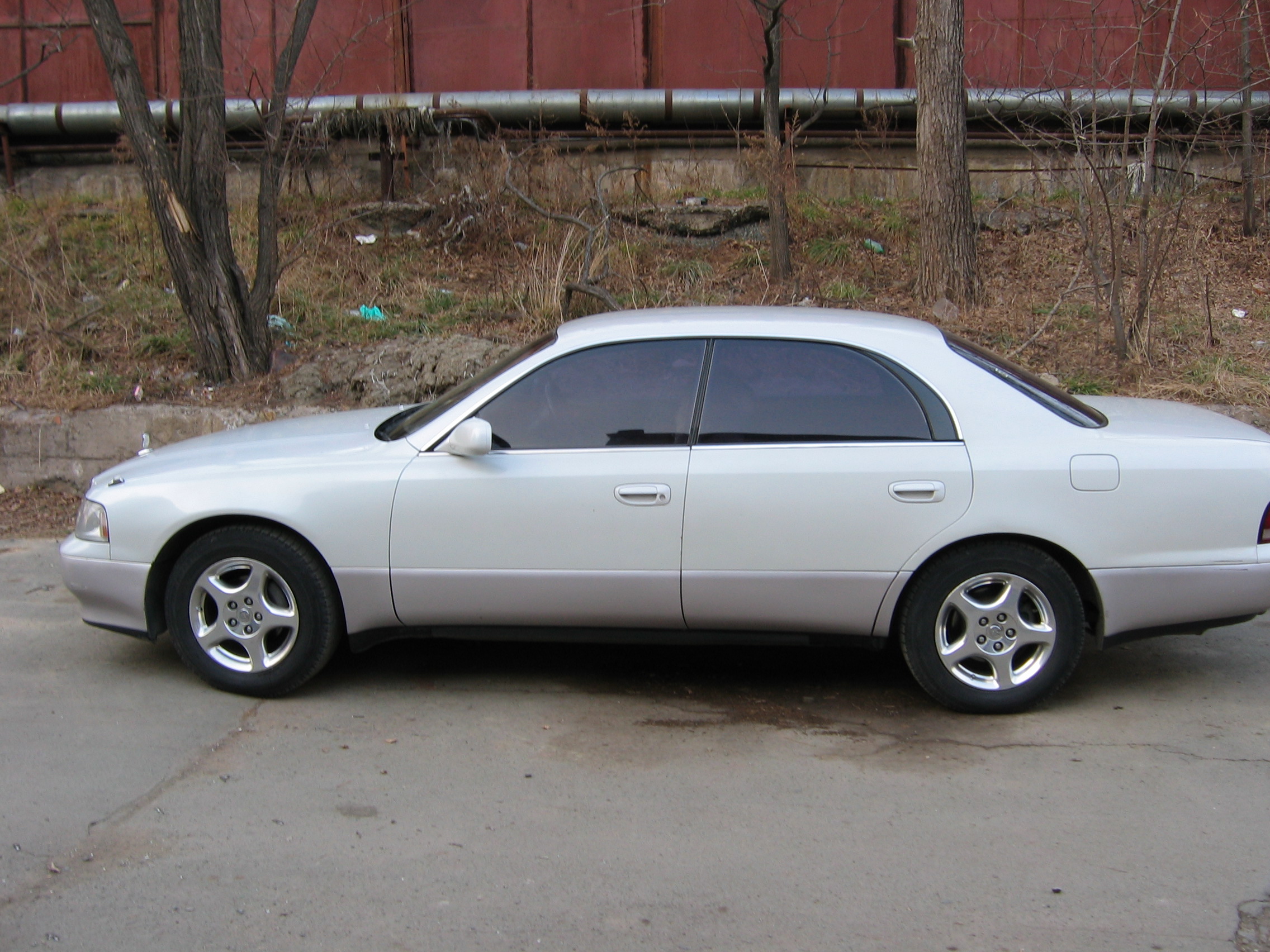 Дром хабаровский автомобиль. Toyota Crown Majesta 1994. Краун Маджеста 1994. Тойота Маджеста 1993. Toyota Crown Majesta, 1994 год.