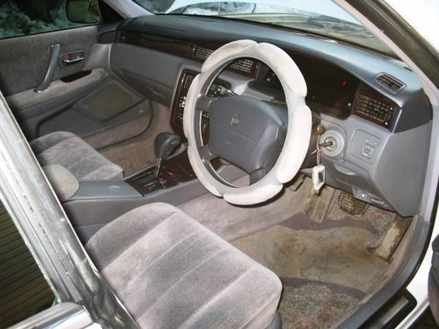 1997 Toyota Crown Majesta