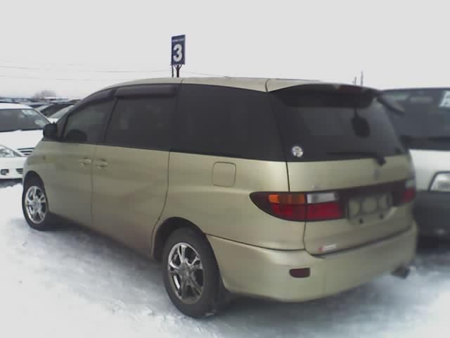 2000 Toyota Estima