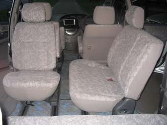 2000 Toyota Estima Photos