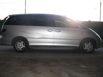 2000 Toyota Estima For Sale