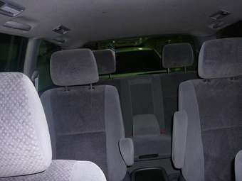 2001 Toyota Estima Images