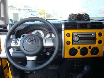 2008 Toyota FJ Cruiser Pics