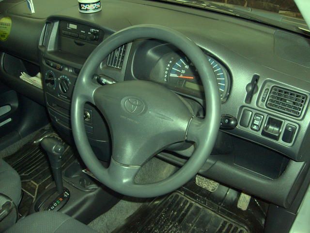 2003 Toyota Funcargo
