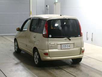 2003 Toyota Funcargo Pictures