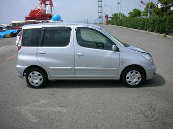 2003 Toyota Funcargo For Sale