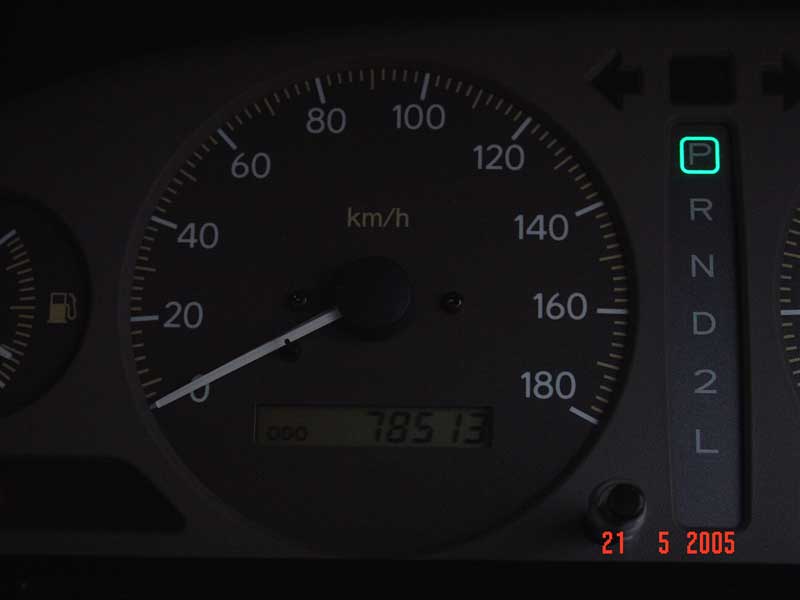 1998 Toyota Gaia Pictures