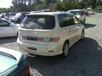 1998 Toyota Gaia Photos