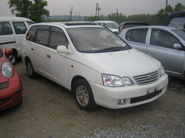 1999 Toyota Gaia