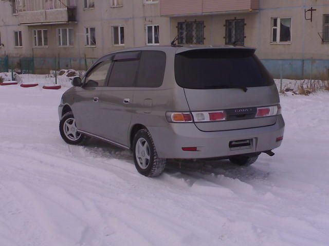 1999 Toyota Gaia