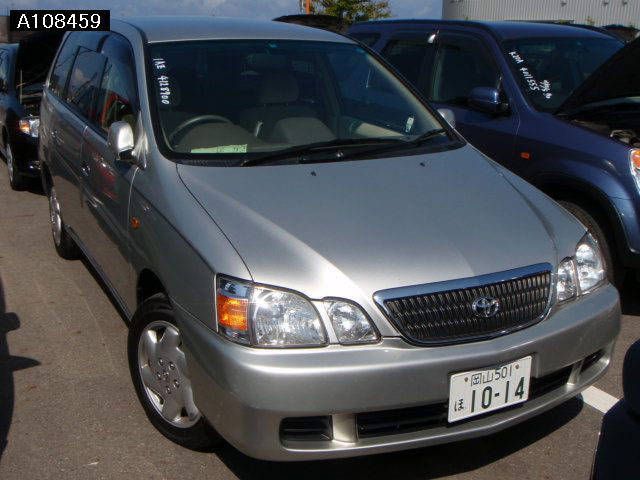 2002 Toyota Gaia