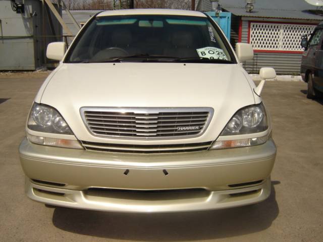 1998 Toyota Harrier