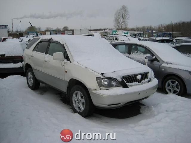 1998 Toyota Harrier