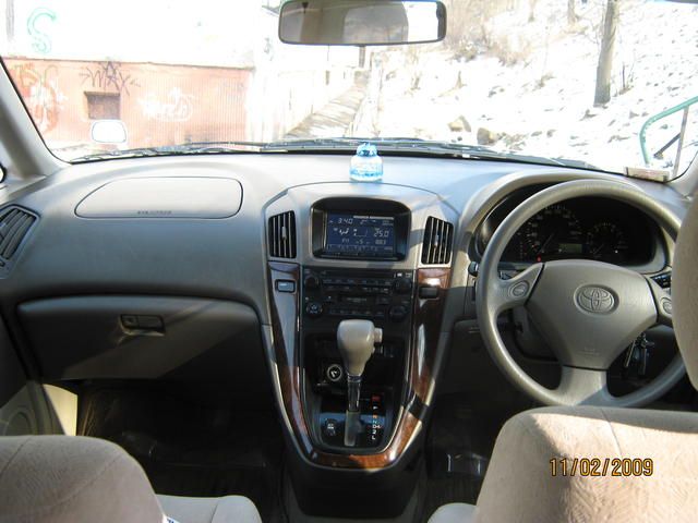 1998 Toyota Harrier