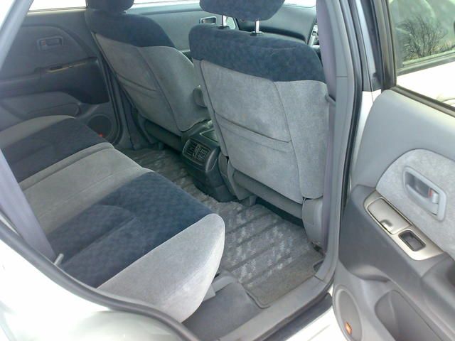 1998 Toyota Harrier