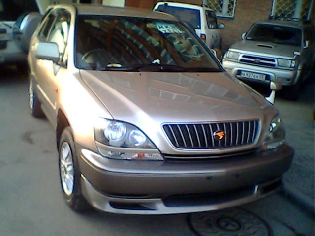 1998 Toyota Harrier