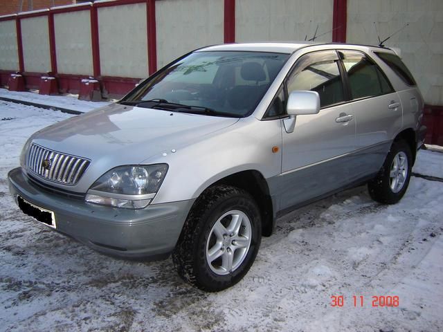 1998 Toyota Harrier