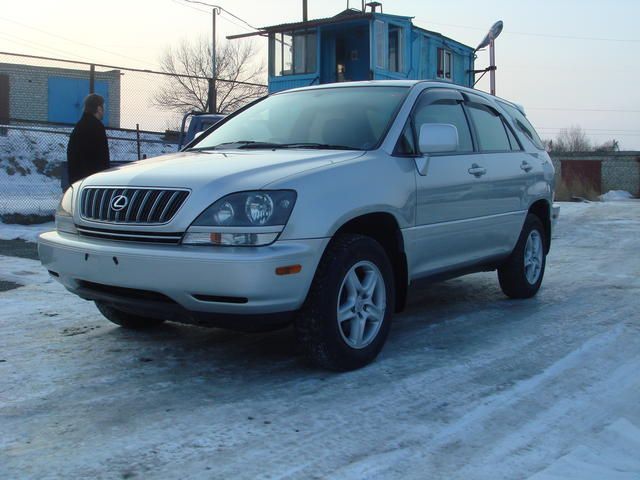 1998 Toyota Harrier