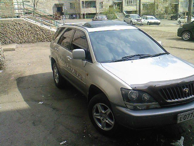 1998 Toyota Harrier