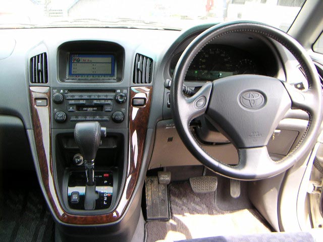 1998 Toyota Harrier Wallpapers