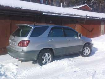 1998 Toyota Harrier Pictures